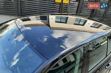 Хэтчбек Volkswagen Golf 2010 в 