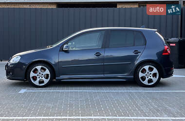 Хэтчбек Volkswagen Golf 2008 в 