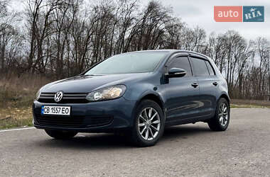 Хэтчбек Volkswagen Golf 2013 в 