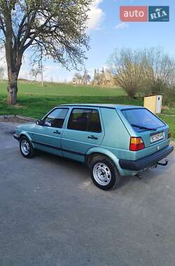 Хэтчбек Volkswagen Golf 1989 в 