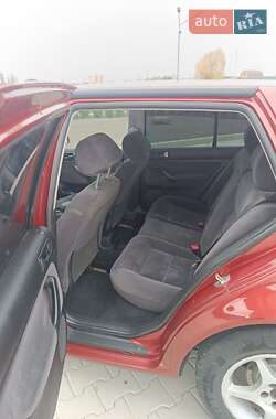 Хэтчбек Volkswagen Golf 1998 в 