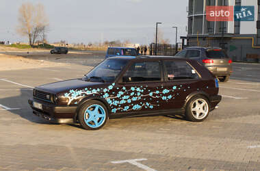 Хэтчбек Volkswagen Golf 1986 в 