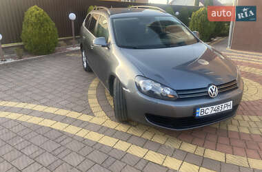 Универсал Volkswagen Golf 2010 в 