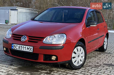 Хэтчбек Volkswagen Golf 2008 в 