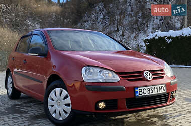 Хэтчбек Volkswagen Golf 2008 в 