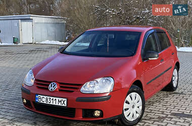 Хэтчбек Volkswagen Golf 2008 в 