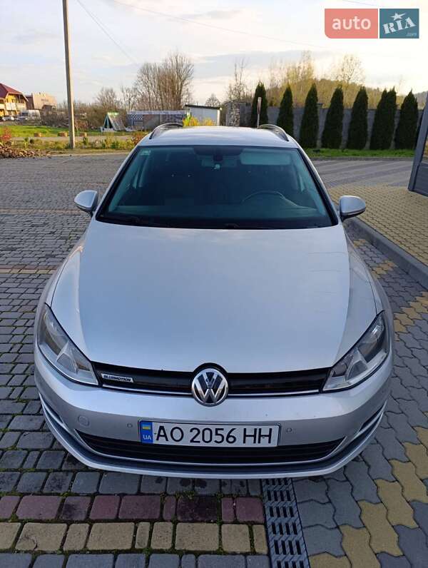 Универсал Volkswagen Golf 2016 в Иршаве