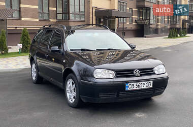 Универсал Volkswagen Golf 2000 в 