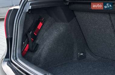 Хэтчбек Volkswagen Golf 2008 в 