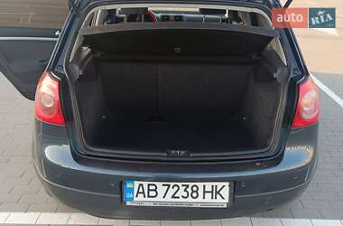 Хэтчбек Volkswagen Golf 2006 в 