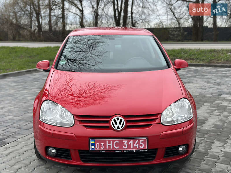 Хэтчбек Volkswagen Golf 2008 в Виннице