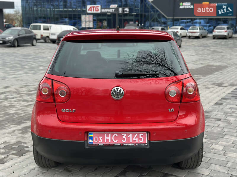 Хэтчбек Volkswagen Golf 2008 в Виннице