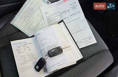 Хетчбек Volkswagen Golf 2006 в 