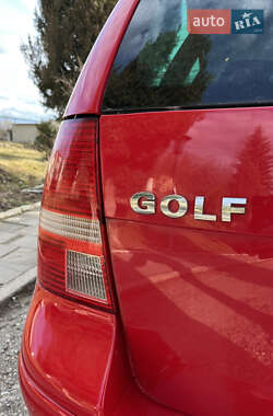 Універсал Volkswagen Golf 2005 в 