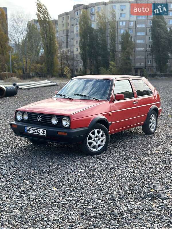 Хетчбек Volkswagen Golf 1987 в Дніпрі