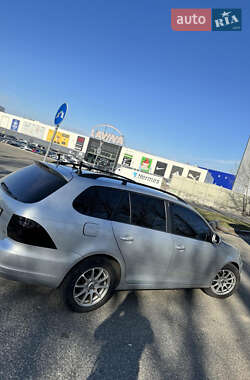 Универсал Volkswagen Golf 2009 в 