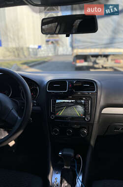 Универсал Volkswagen Golf 2009 в 