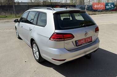 Универсал Volkswagen Golf 2018 в 