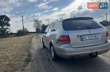 Универсал Volkswagen Golf 2012 в 