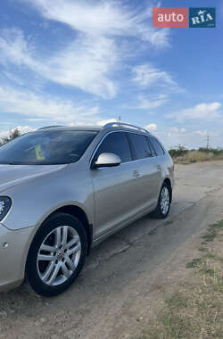 Универсал Volkswagen Golf 2012 в 
