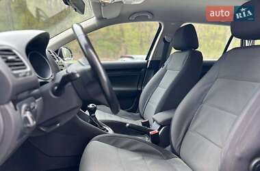 Універсал Volkswagen Golf 2010 в 