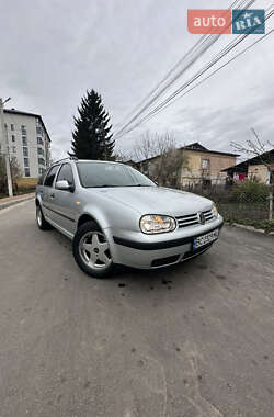 Универсал Volkswagen Golf 2001 в 