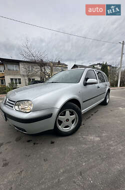 Универсал Volkswagen Golf 2001 в 