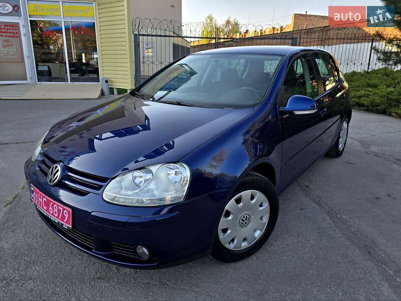 Хэтчбек Volkswagen Golf 2008 в Полтаве