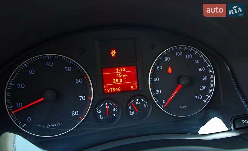 Хэтчбек Volkswagen Golf 2008 в Полтаве