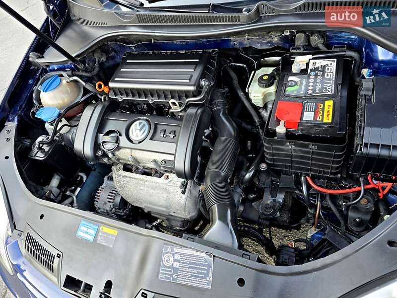 Хэтчбек Volkswagen Golf 2008 в Полтаве