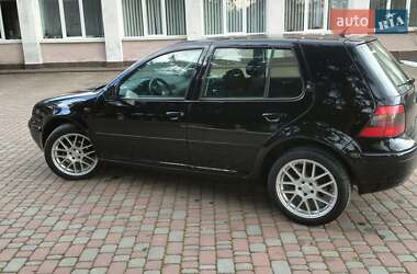 Хетчбек Volkswagen Golf 1997 в 