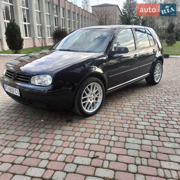 Хетчбек Volkswagen Golf 1997 в 