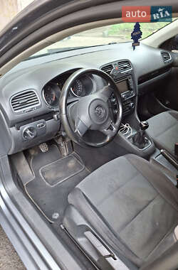 Универсал Volkswagen Golf 2010 в 