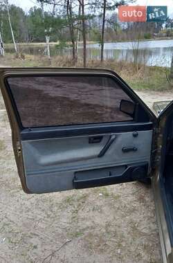 Хэтчбек Volkswagen Golf 1986 в 
