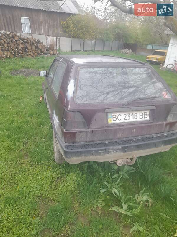 Хэтчбек Volkswagen Golf 1989 в Черновцах