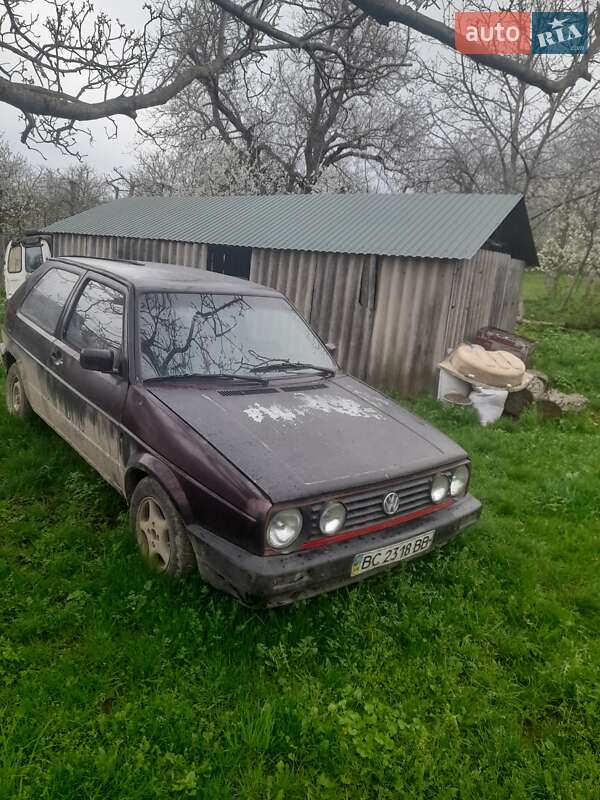 Хэтчбек Volkswagen Golf 1989 в Черновцах