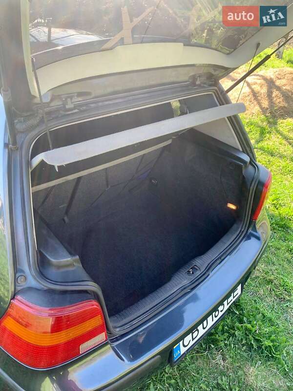 Хетчбек Volkswagen Golf 2000 в Броварах