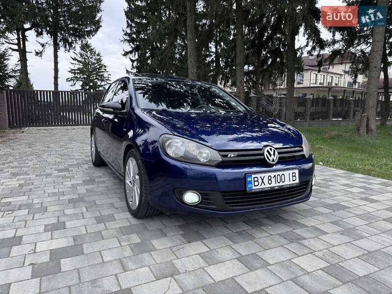 Хэтчбек Volkswagen Golf 2012 в Киеве