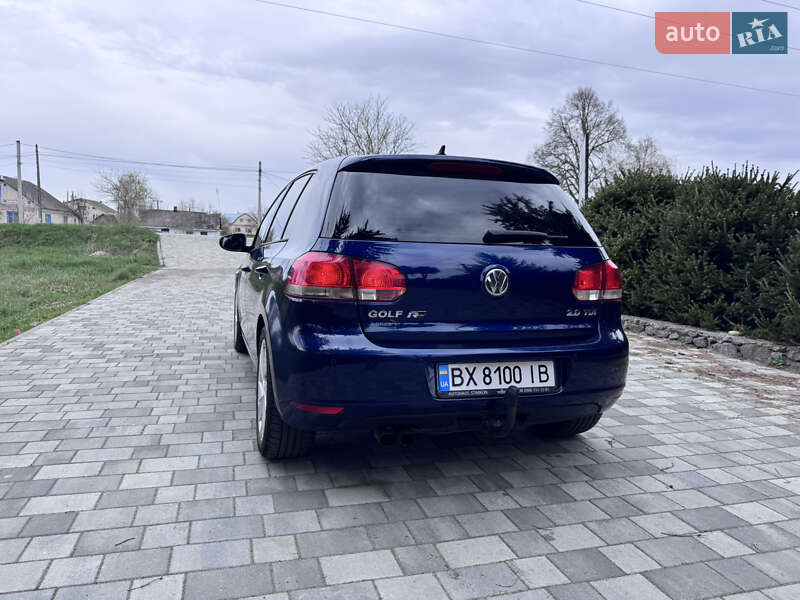 Хэтчбек Volkswagen Golf 2012 в Киеве