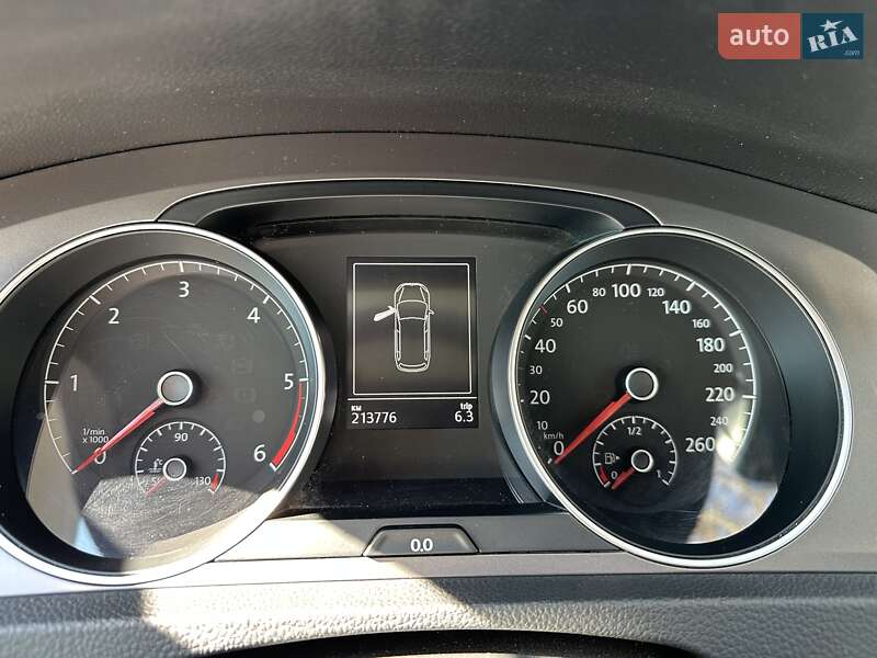 Універсал Volkswagen Golf 2015 в Лебедині