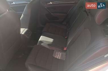 Универсал Volkswagen Golf 2016 в 