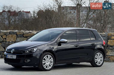 Хэтчбек Volkswagen Golf 2011 в 