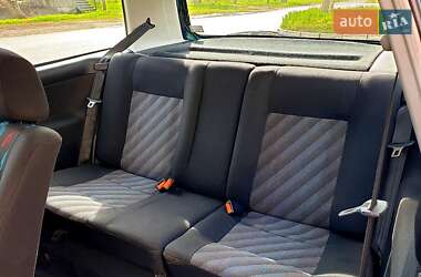 Хэтчбек Volkswagen Golf 1994 в 