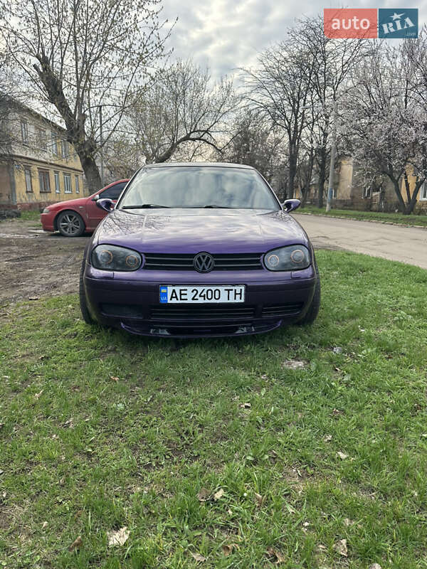Volkswagen Golf 1998