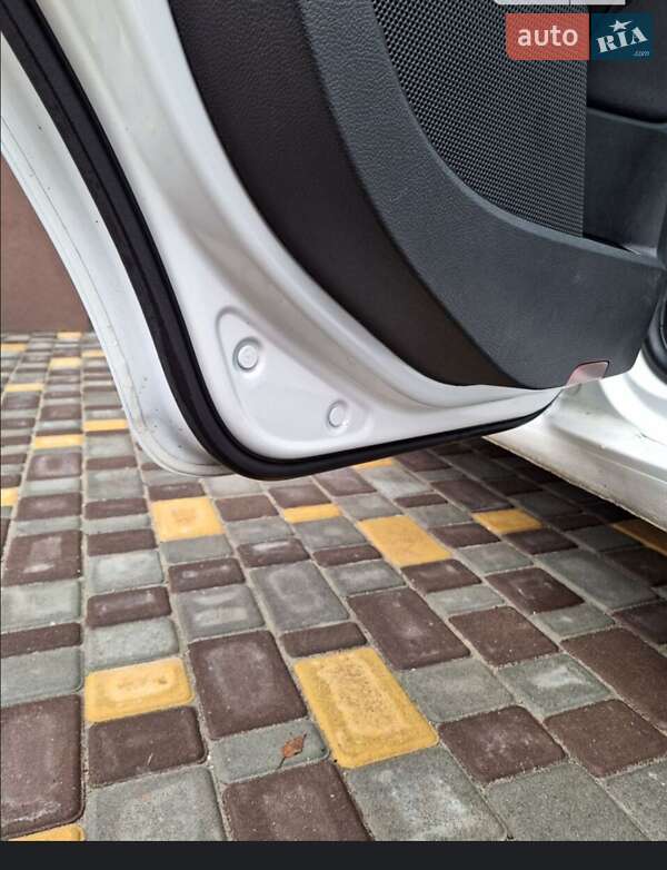 Універсал Volkswagen Golf 2012 в Ніжині