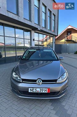 Универсал Volkswagen Golf 2014 в 