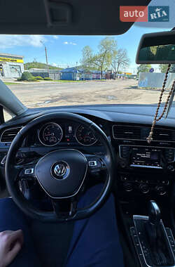 Универсал Volkswagen Golf 2014 в 