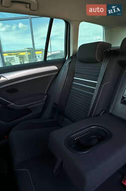 Универсал Volkswagen Golf 2014 в 