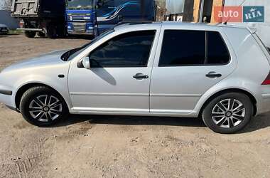Хетчбек Volkswagen Golf 1997 в 