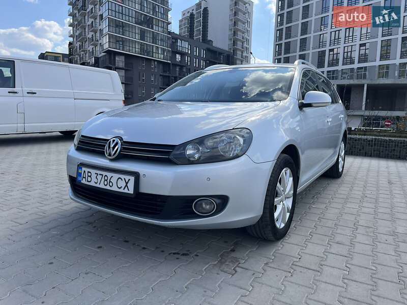 Универсал Volkswagen Golf 2012 в Львове